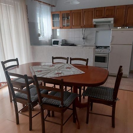 Apartman Nardi Vir Exterior photo